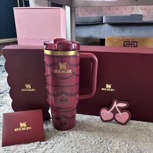 30oz Valentine’s Day 2026 Stanley Quencher Tumbler RED VELVET Valentines Day